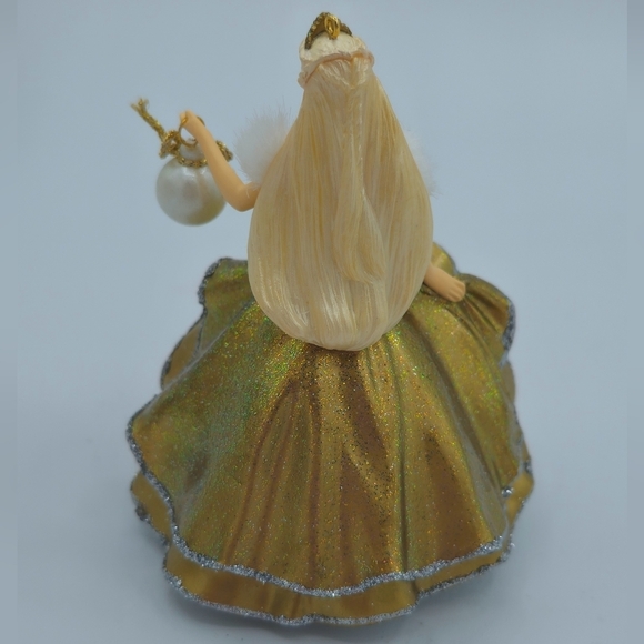 Vintage 2000 Hallmark Keepsake Celebration Barbie Ornament - Picture 6 of 6